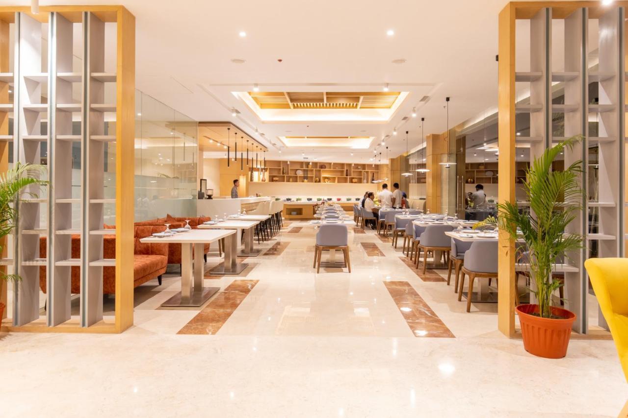 Hotel Siraichuli Chitwan Luaran gambar