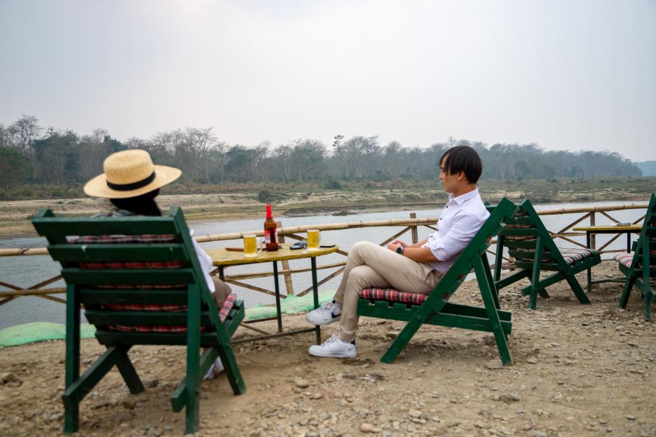 Hotel Siraichuli Chitwan Luaran gambar