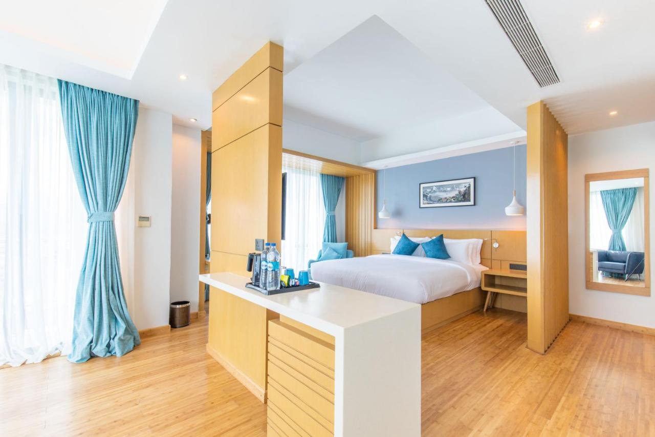Hotel Siraichuli Chitwan Luaran gambar