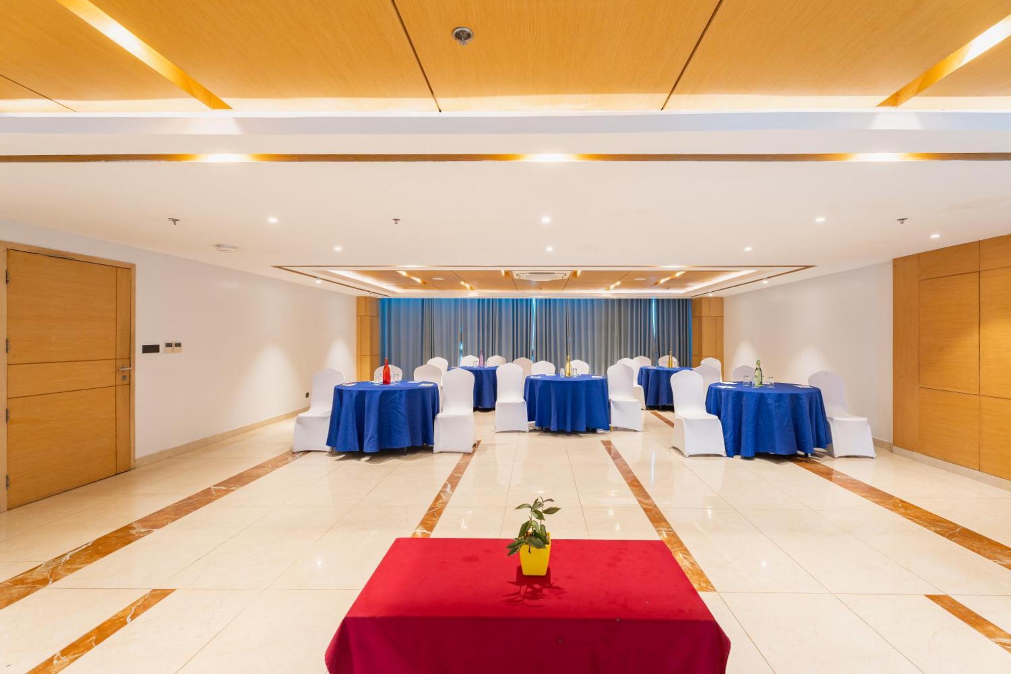 Hotel Siraichuli Chitwan Luaran gambar